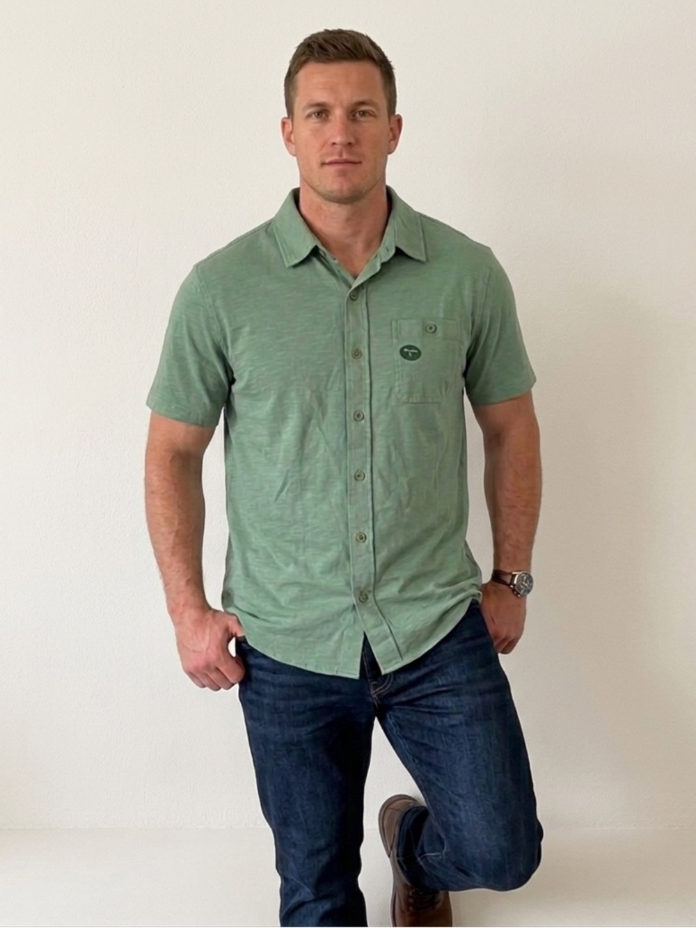 L.L. Bean Men’s Short-Sleeve Button-Down Shirt — lakewashed clover Green